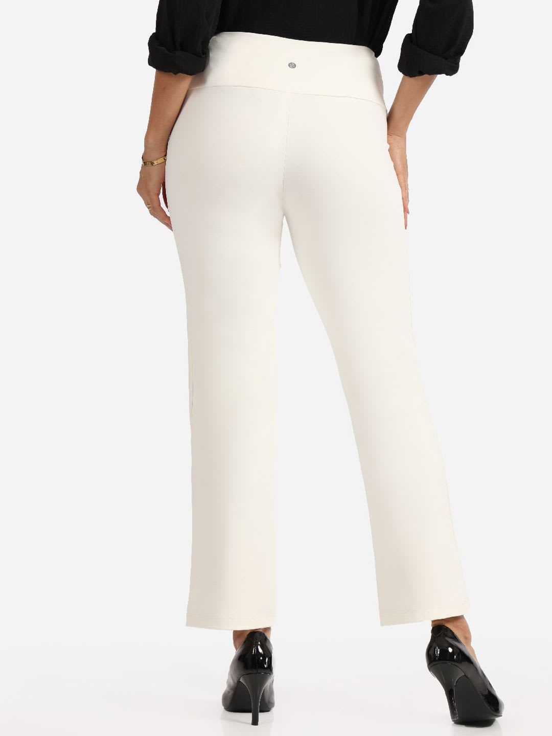 Blissclub Women The Ultimate Straight Pants Lite with invisible pocket - right view