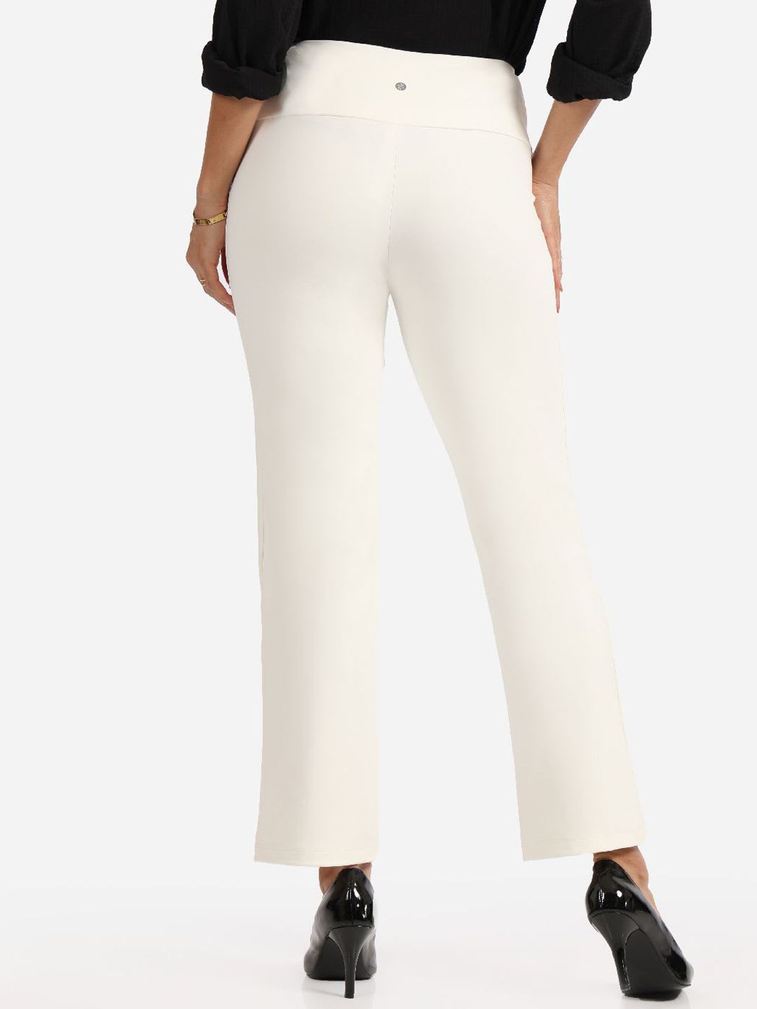 Blissclub Women The Ultimate Straight Pants Lite with invisible pocket - Tall - right view