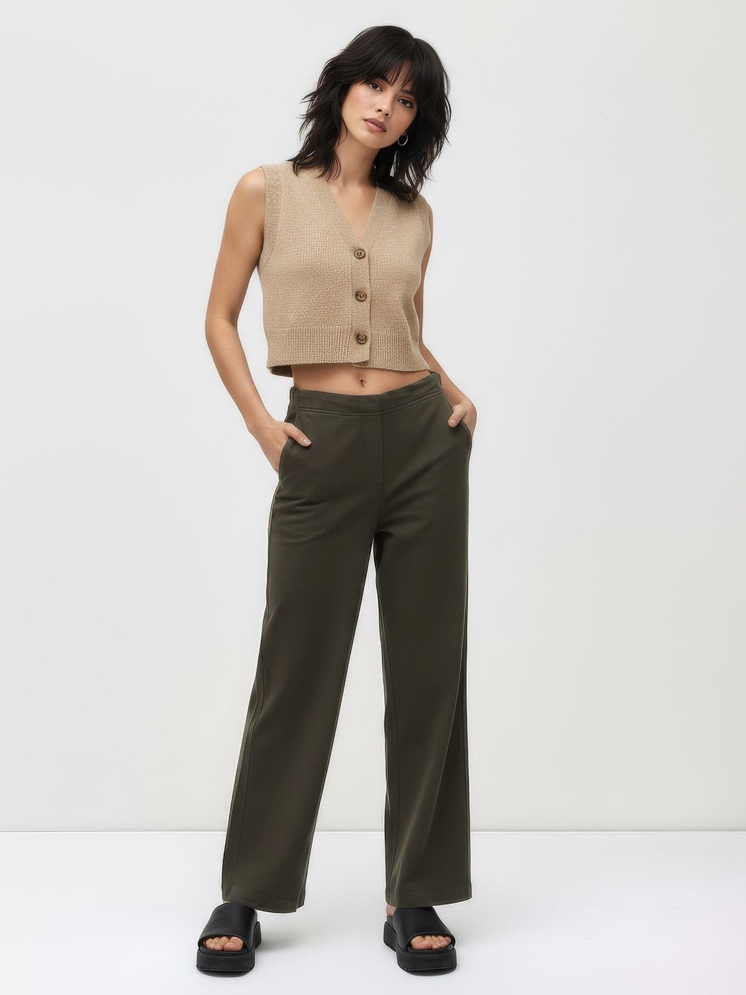Roadster The Roadster Life Co. Women Regular Fit Trousers - back view