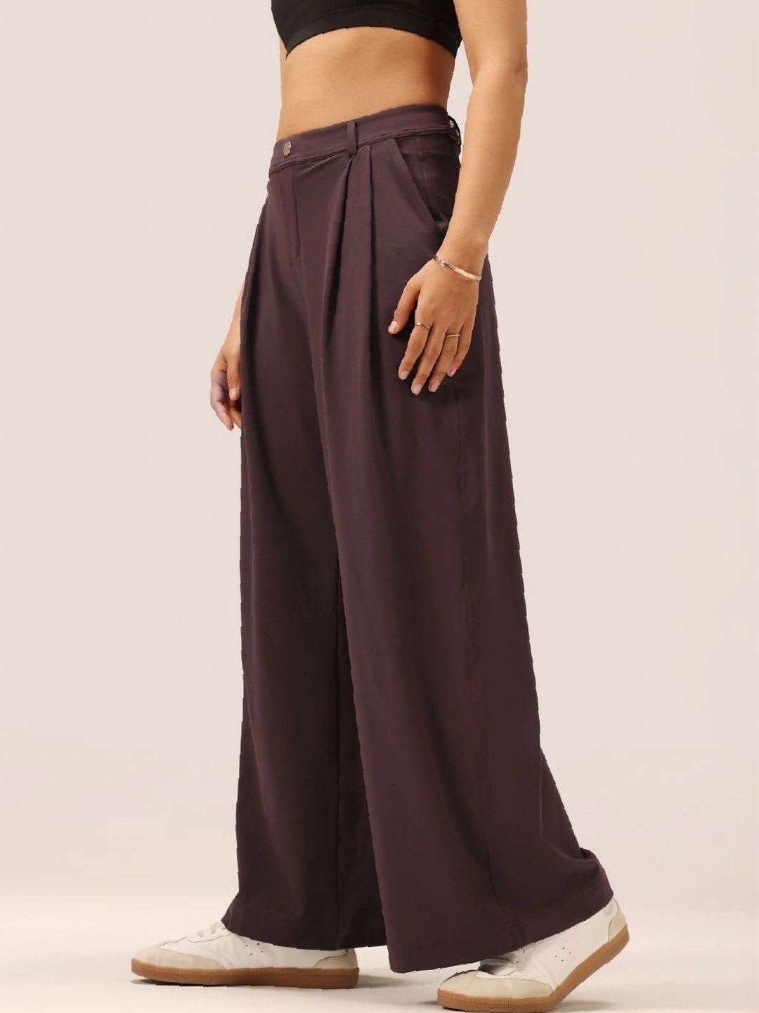 Blissclub Women Cloud Korean Baggy Fit Tall Pants - back view
