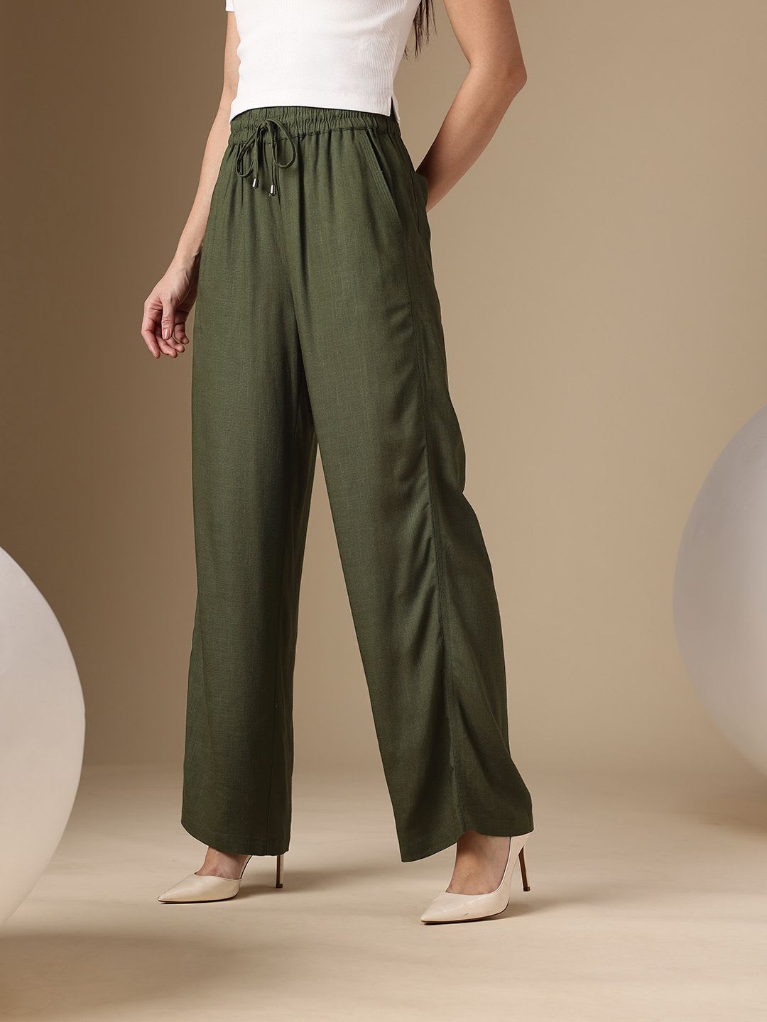 Chemistry Women Cotton-Linen Relaxed Loose Fit Trousers - back view
