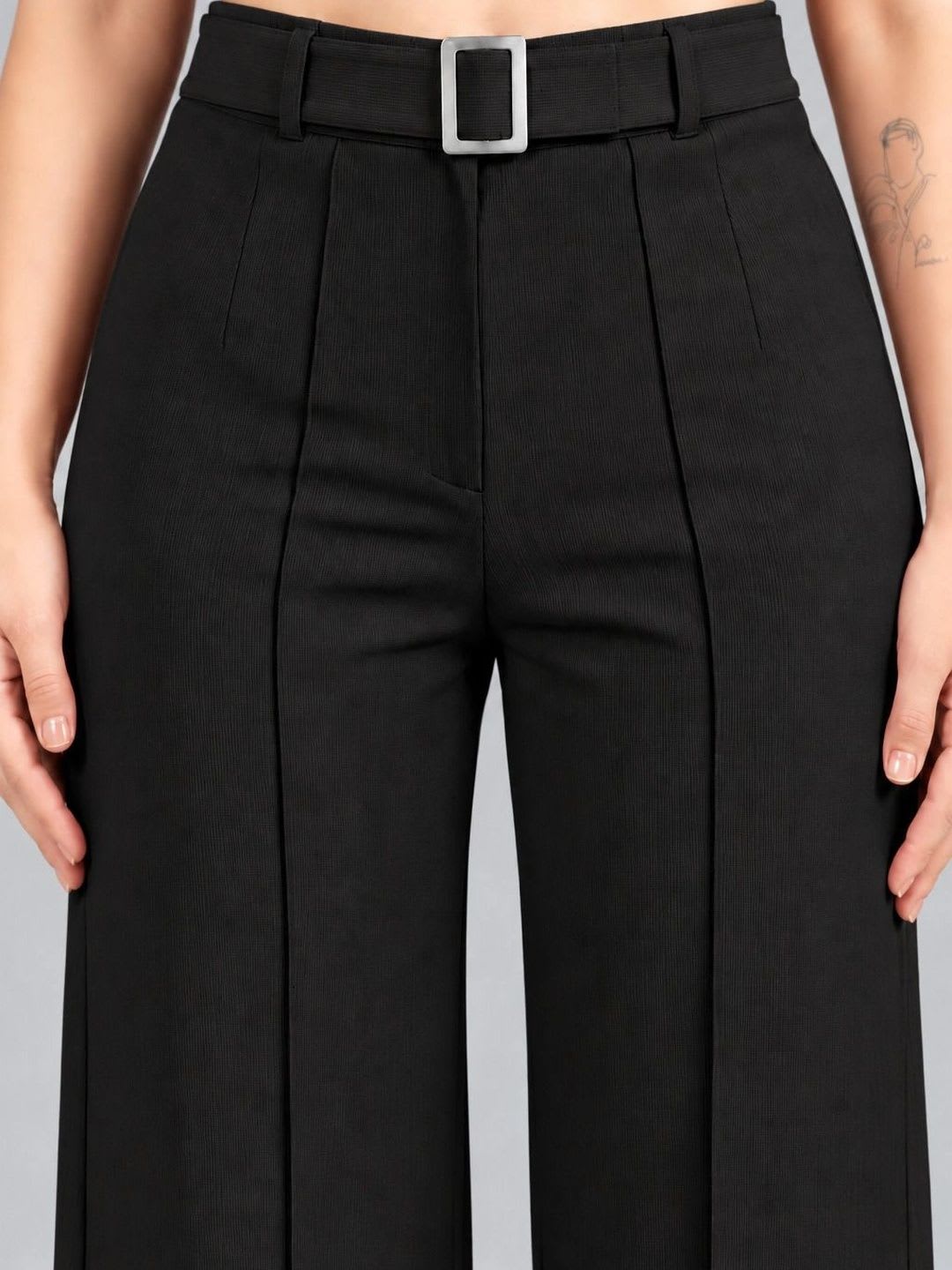 BAESD Women Pleated Trousers - right view