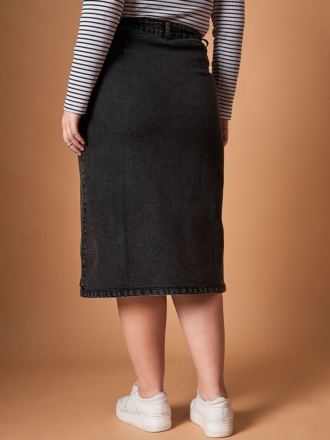 SASSAFRAS Curve Denim Straight Midi Skirts - back view