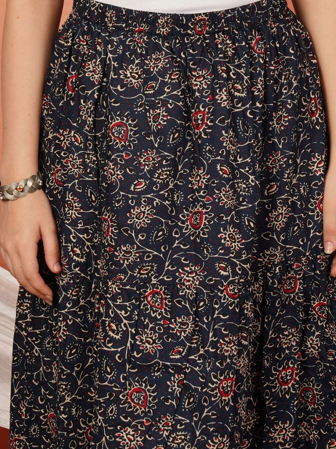 Sangria FUZN Women Pure Cotton Floral Printed Maxi Flared Skirt - back view