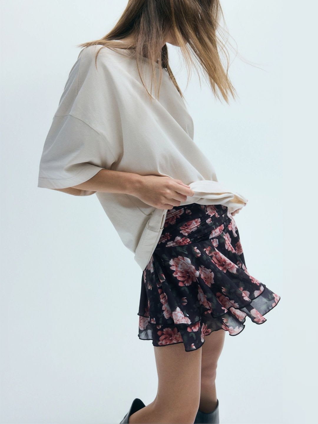 H&M Women Floral Mini Flared Skirt - default view