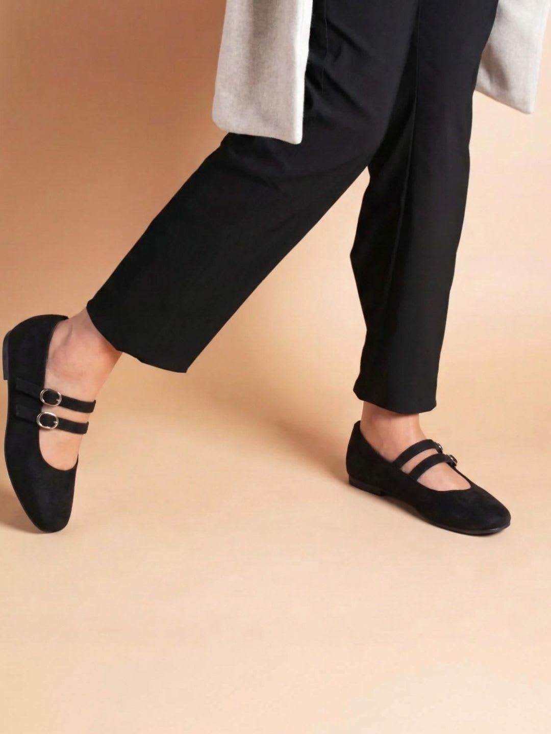 AVIVASTYLE Women Flats - default view