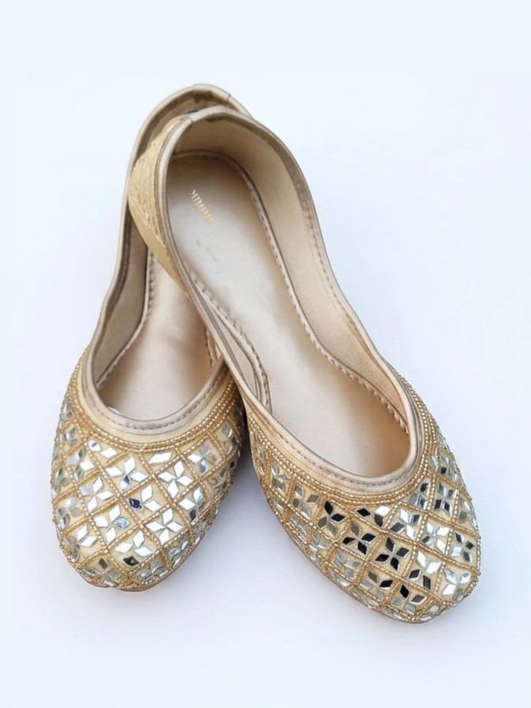 Anouk Women Embellished Ethnic Mojaris Flats - right view