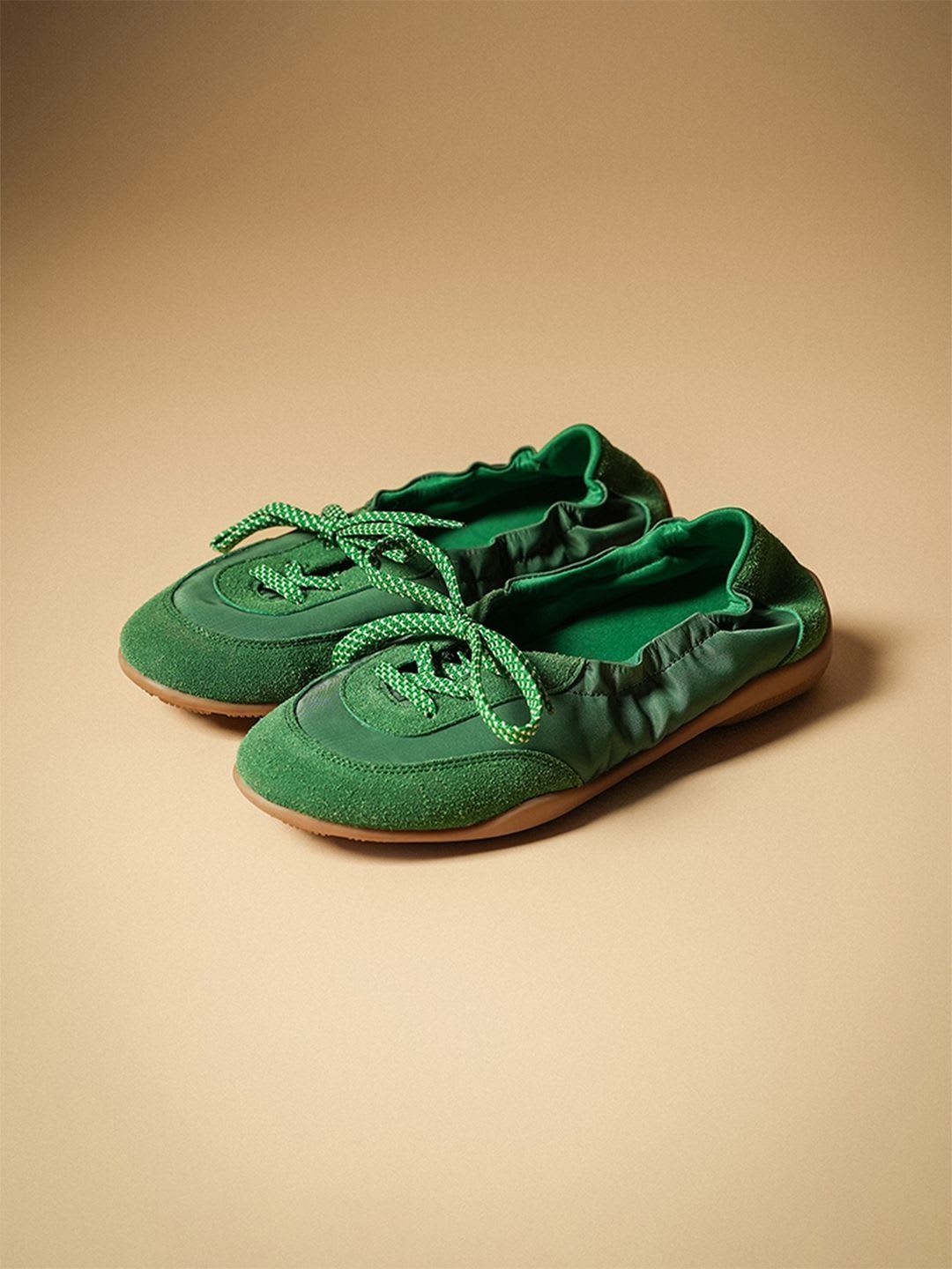 Theater Women Kai Green Canvas Lace Up Casual Shoes - default view