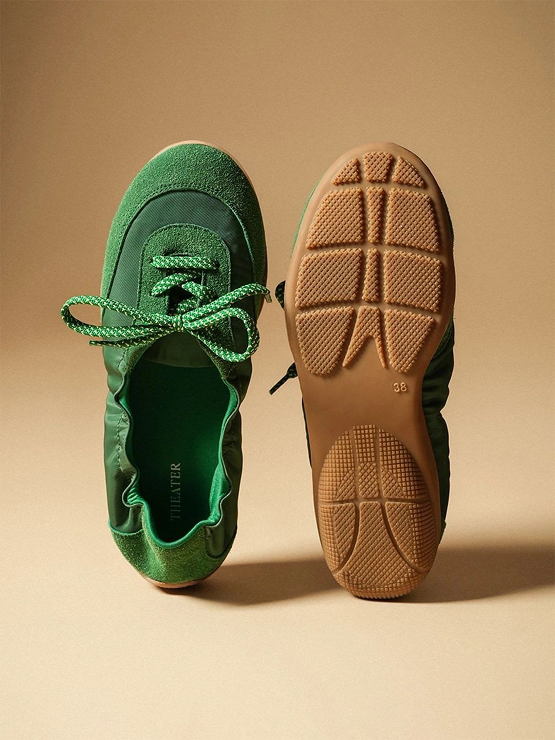 Theater Women Kai Green Canvas Lace Up Casual Shoes - right view