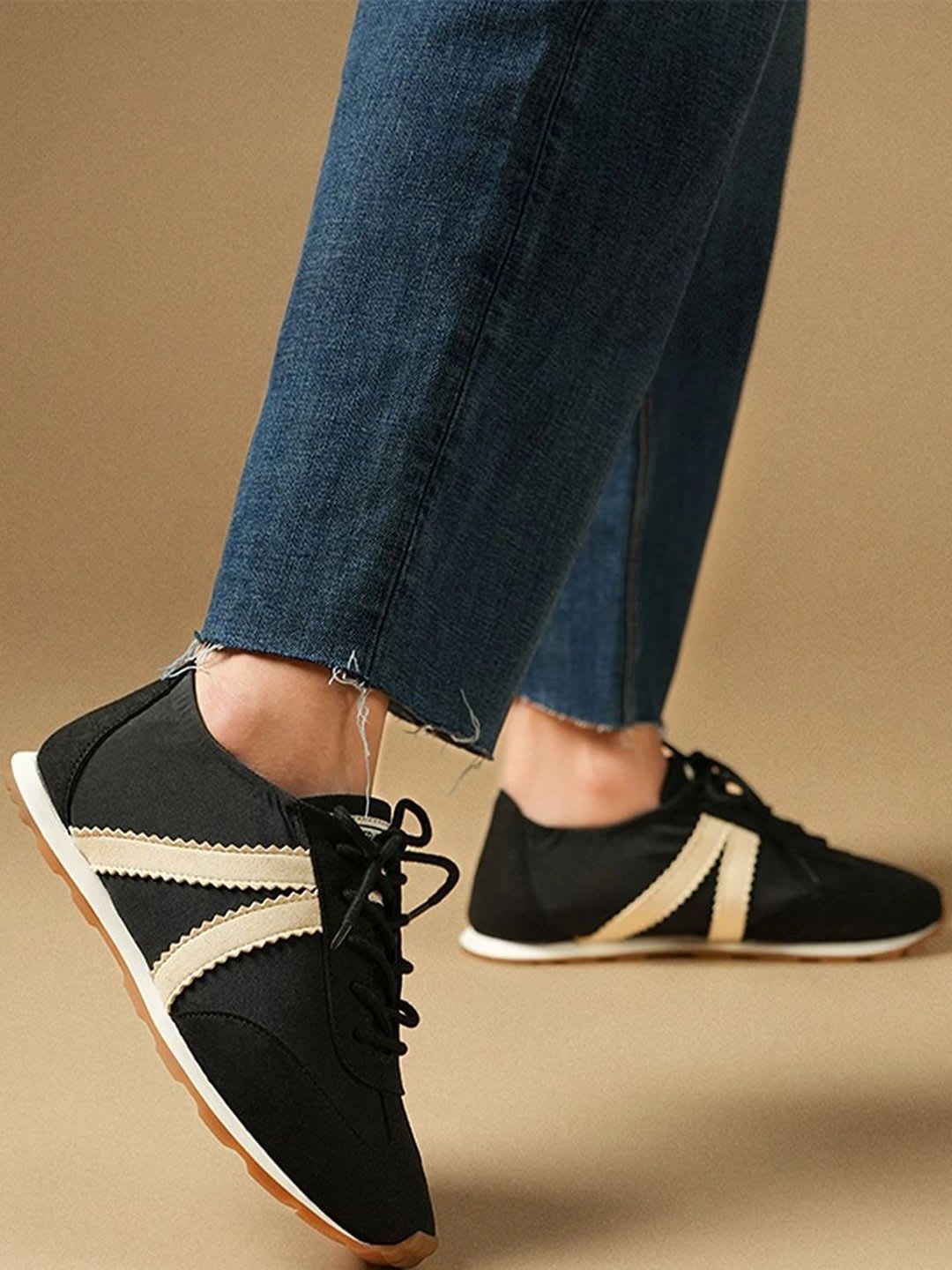Theater Women Fuji Black Canvas Lace Up Casual Shoes - left view