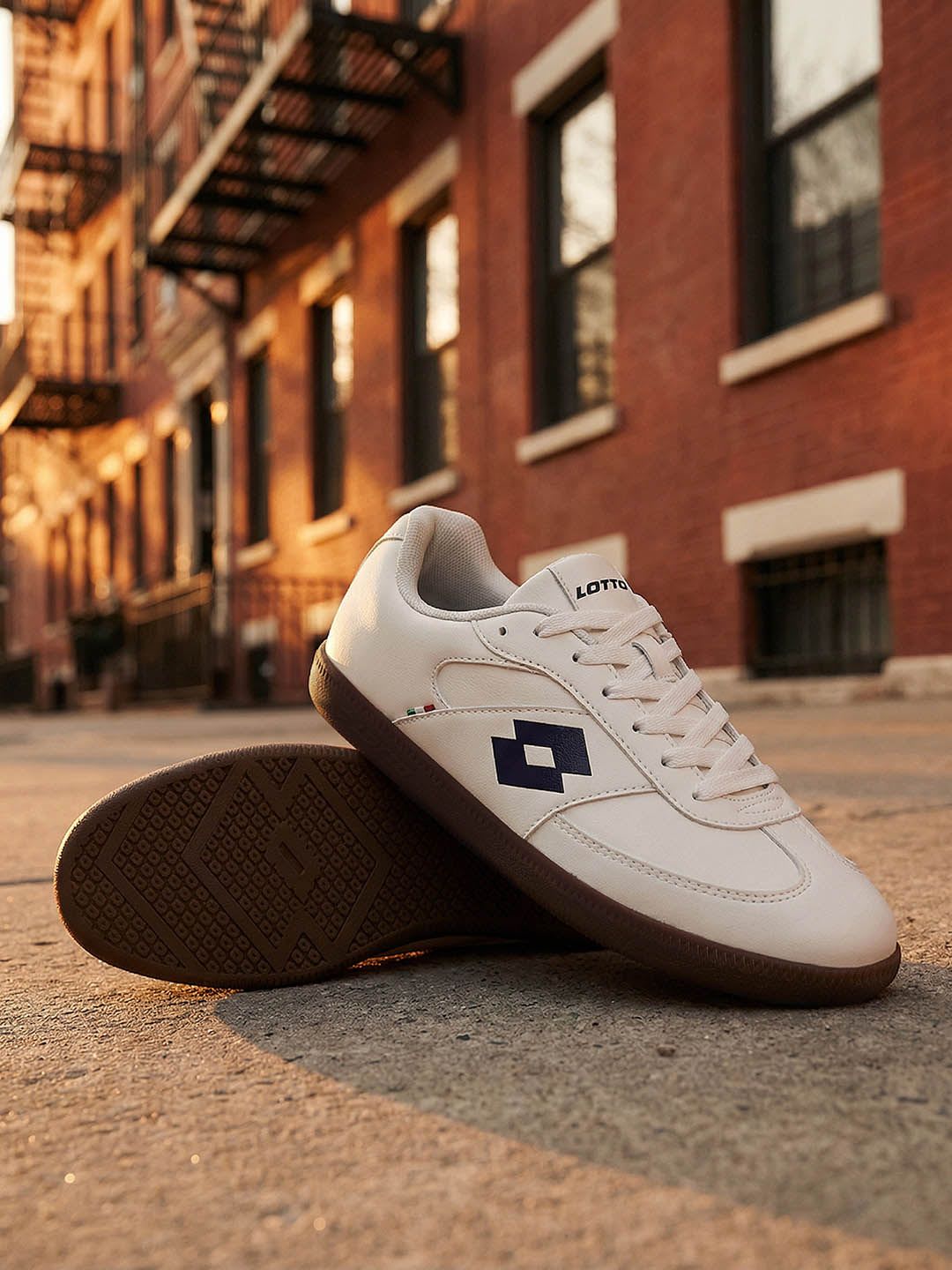 Lotto Women Mavin Court White Sneakers - default view