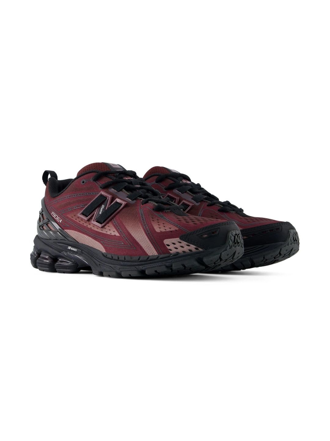 New Balance Unisex 1906 Casual Shoes - right view