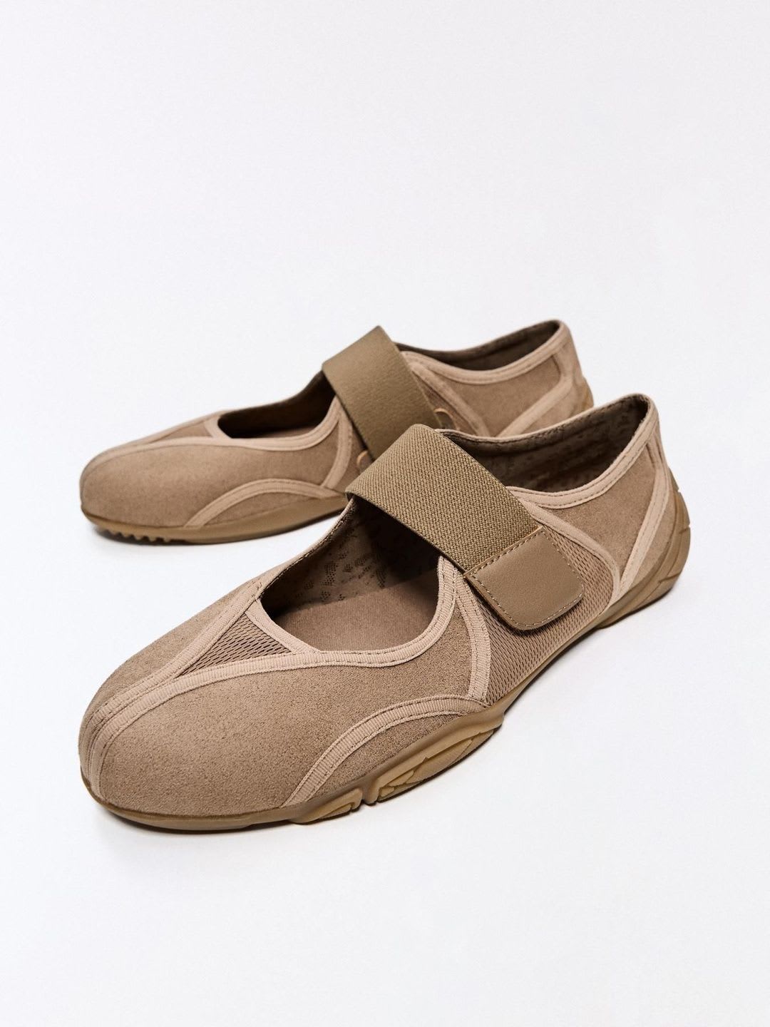 Bershka Sports ballet flats - left view