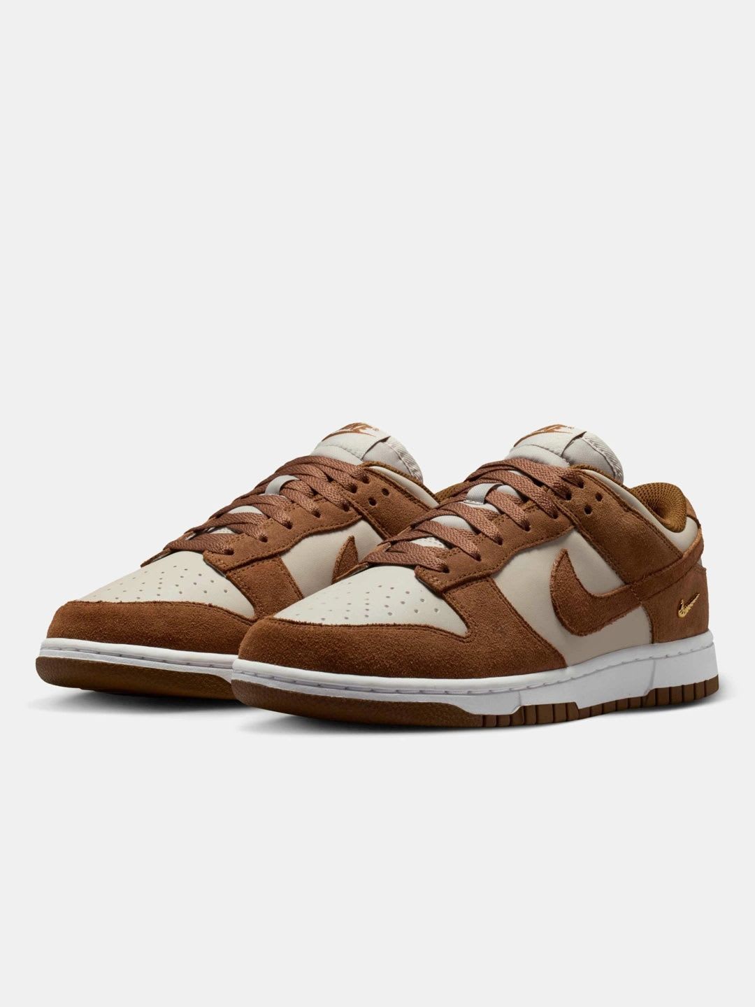 Nike Women Leather Sneakers - default view