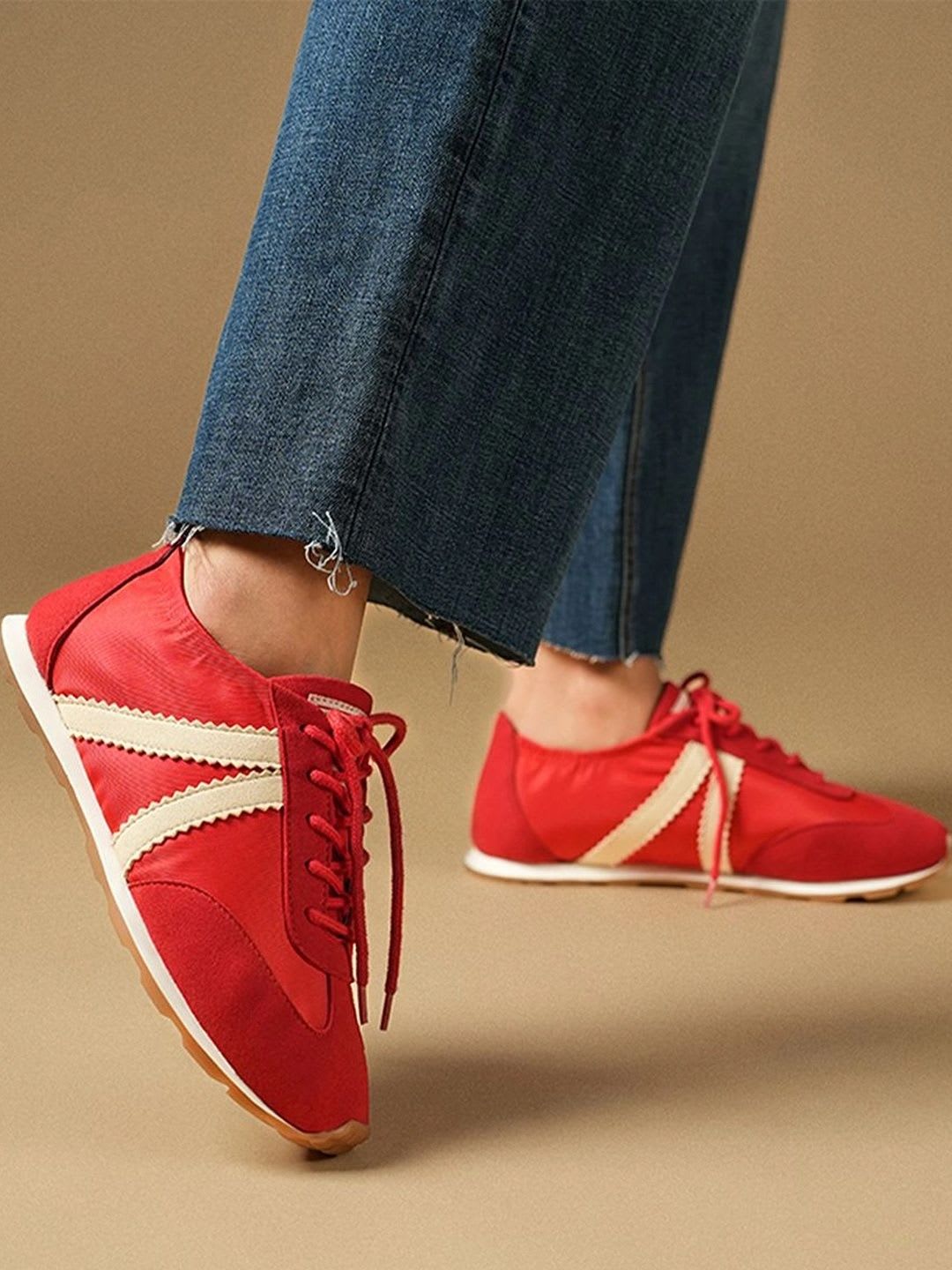 Theater Women Fuji Red Canvas Lace Up Casual Shoes - left view
