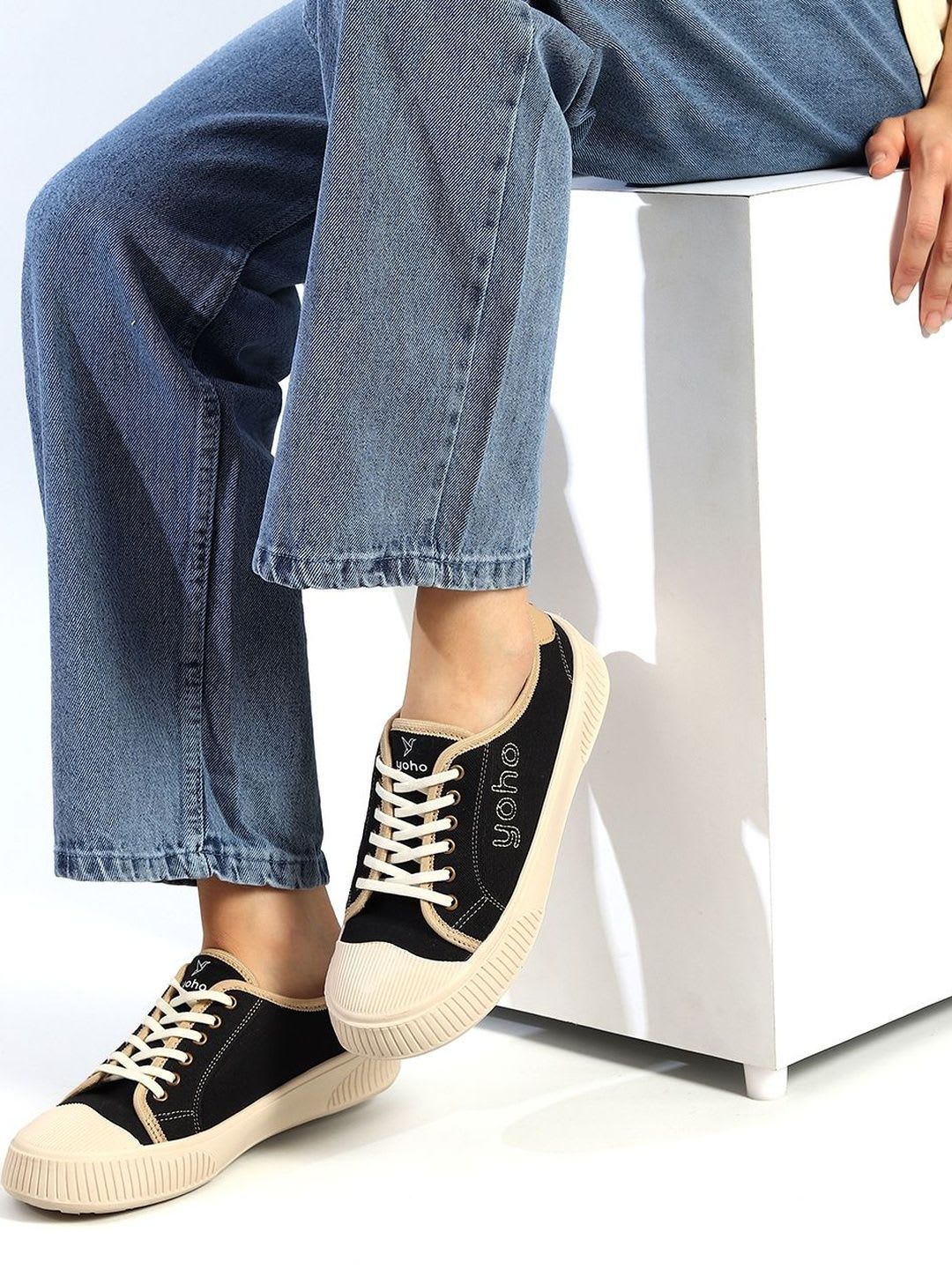 Yoho Women Canvas 109 Lace-Up Canvas Sneakers - default view