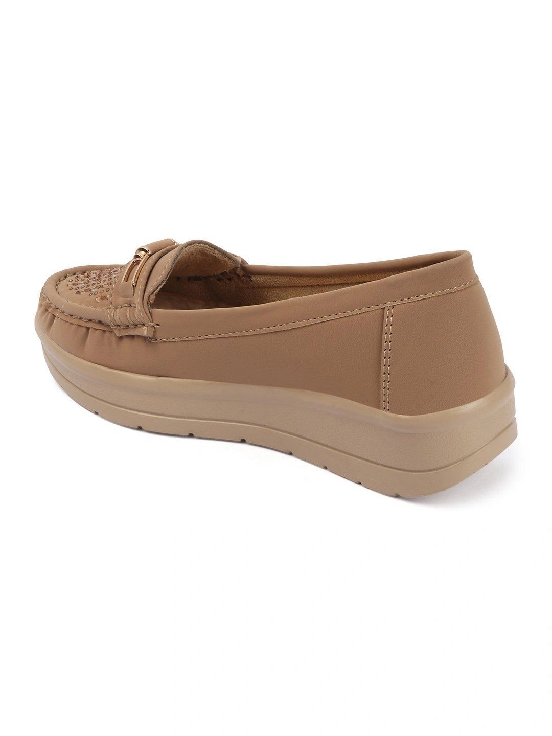 carrito Women Perforations Loafers - back view
