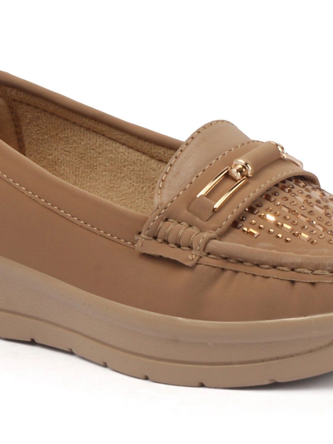 carrito Women Perforations Loafers - left view