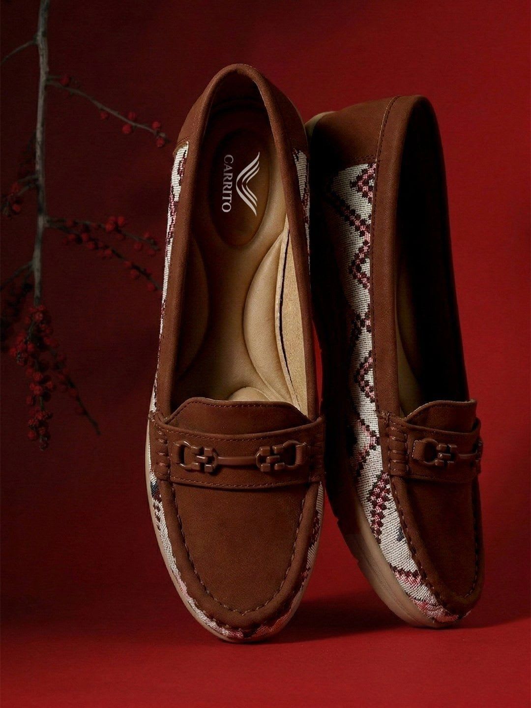 carrito Women Printed Loafers - default view