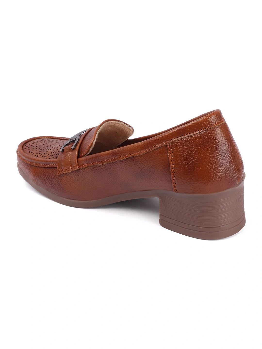 carrito Women Perforations Loafers - back view