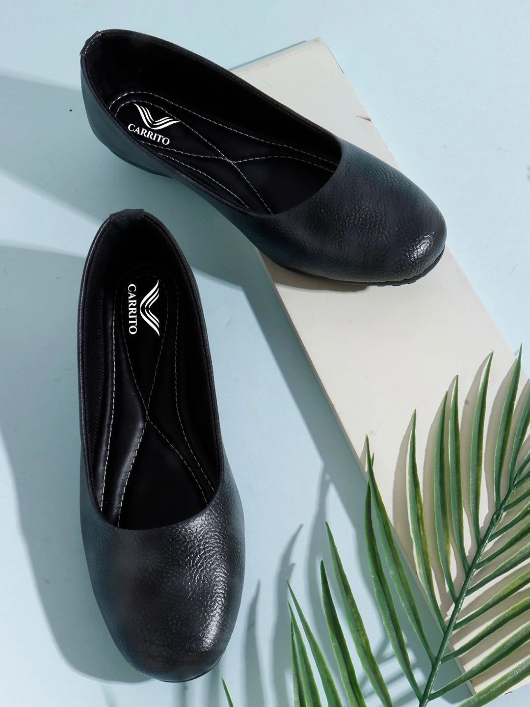 carrito Women Textured Loafers - default view