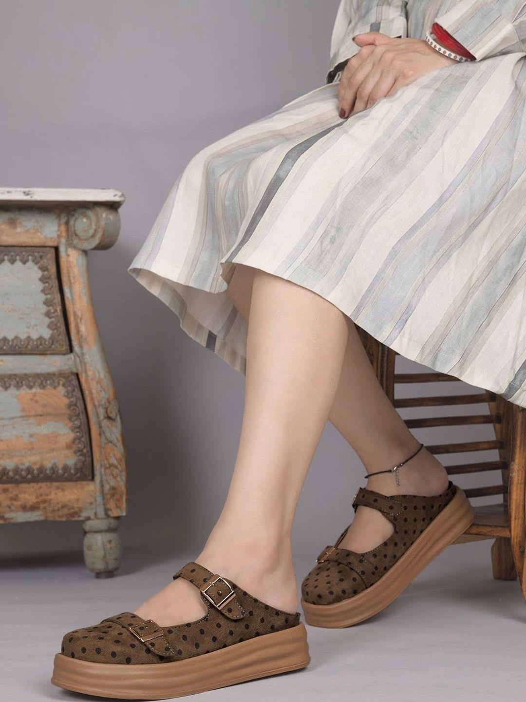 SHUZ TOUCH Women Printed Suede Mules - default view