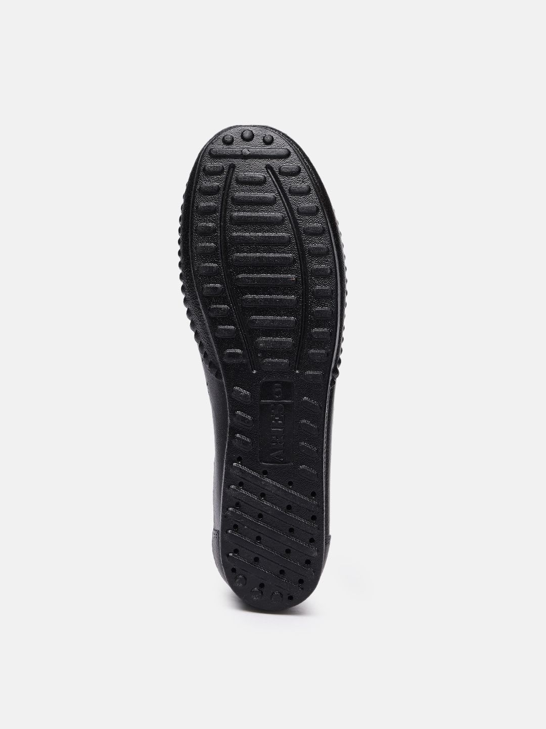 CORSICA Textured Round Toe Slip-On Ballerinas - back view
