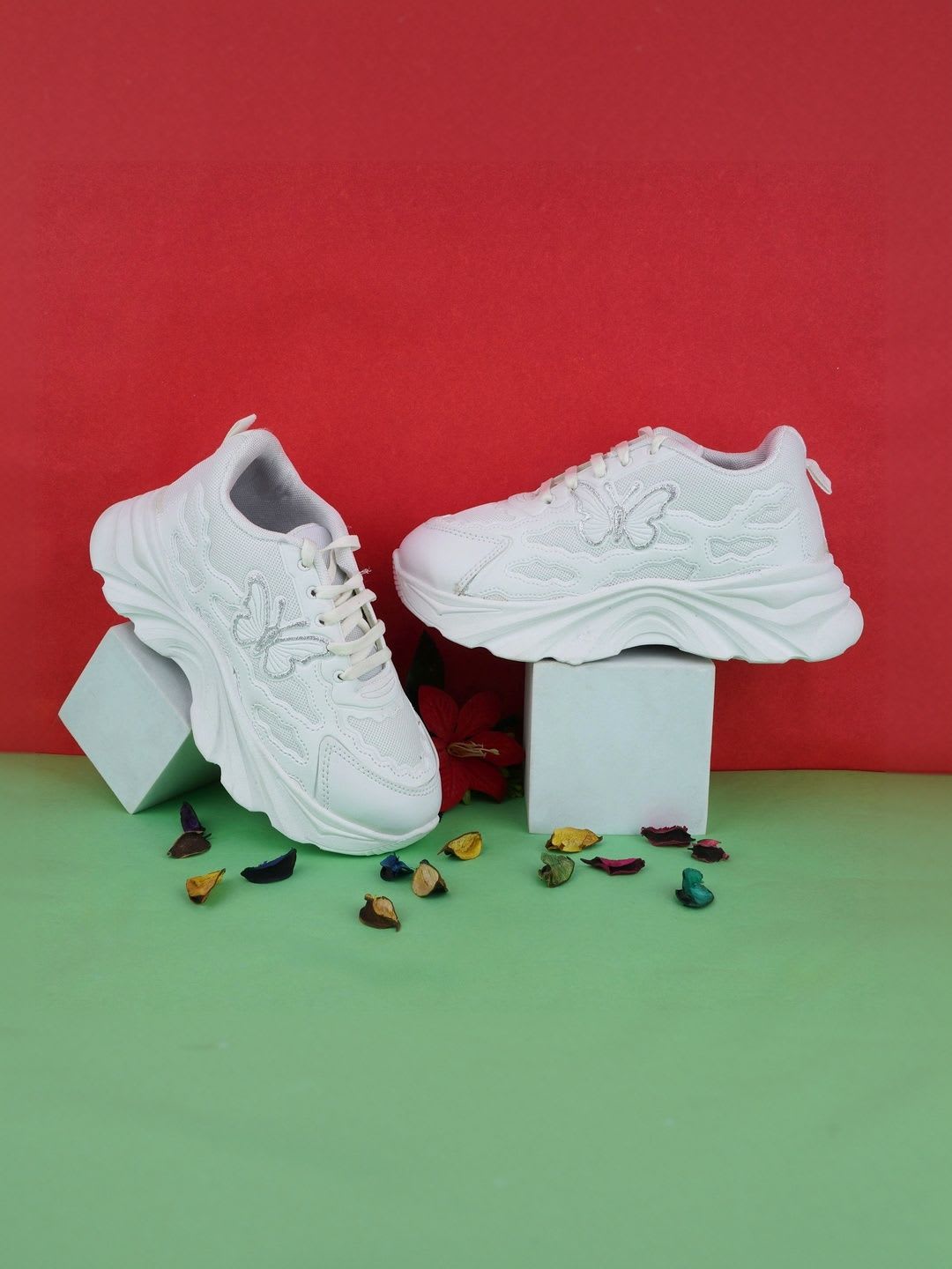 BAESD Women Textured Sneakers - default view