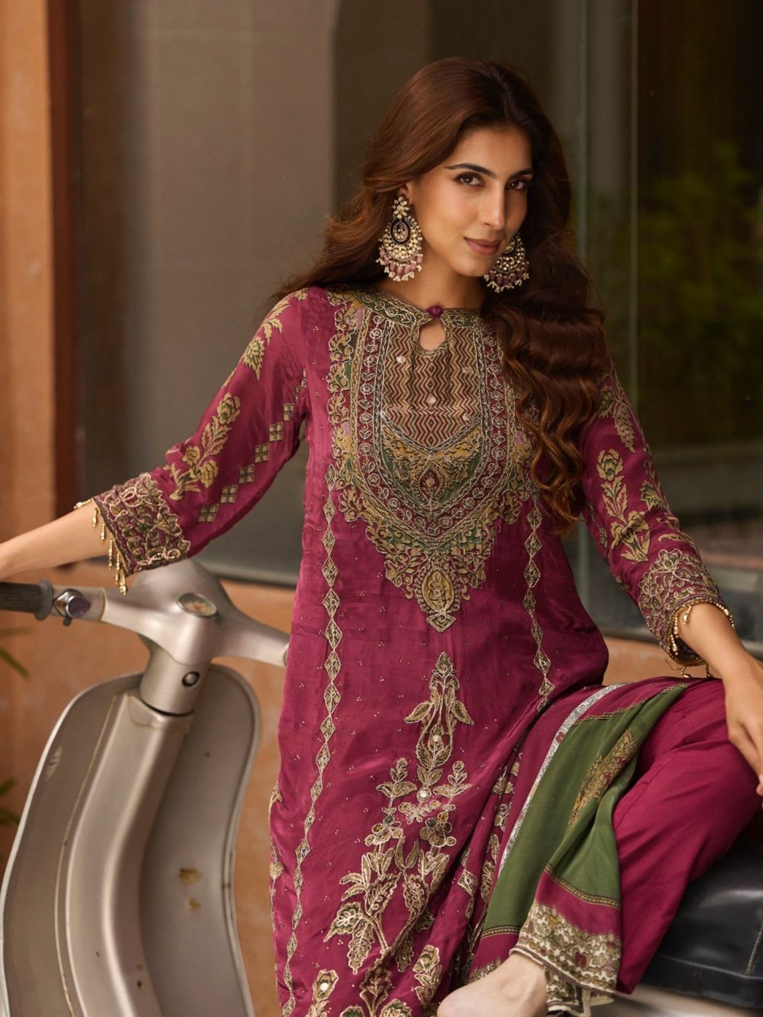 Anouk Women Ethnic Motifs Embroidered Regular Thread Work Silk Crepe Kurta with Trousers & With - default view