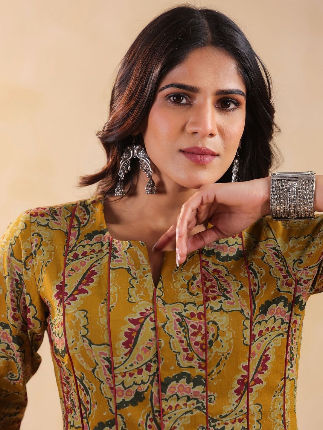 Rimeline Women Ethnic Motif Printed V-Neck A-Line Cotton Kurta - right view