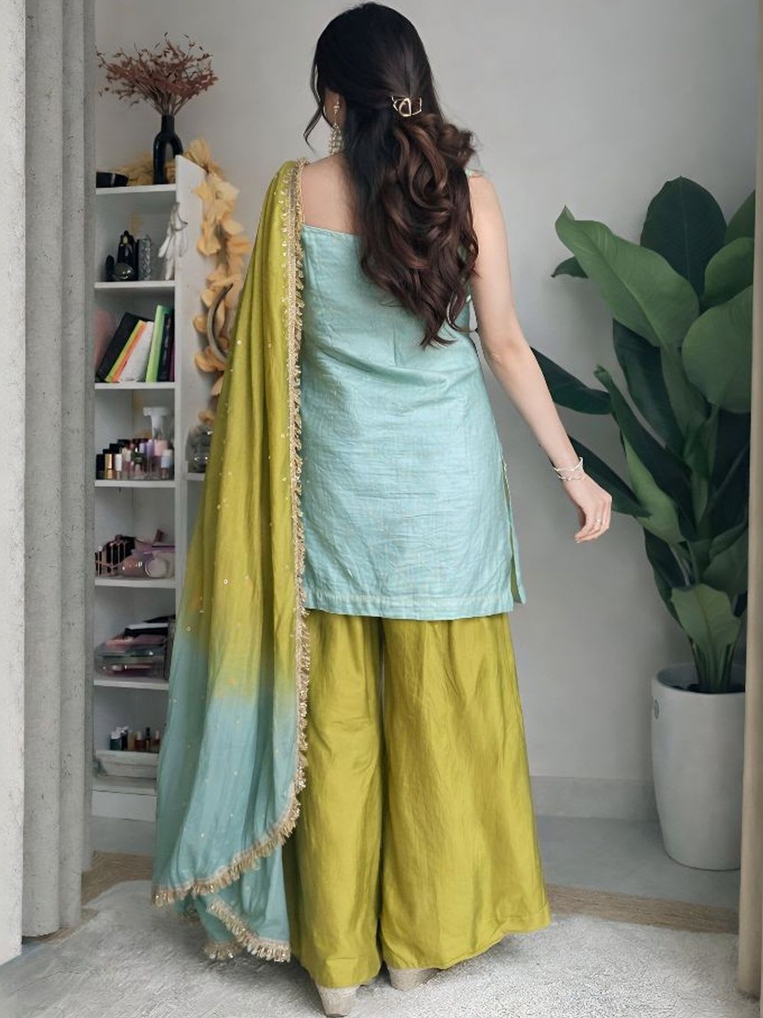 ELIINDRA Women Ethnic Motifs Embroidered Regular Thread Work Kurta with Palazzos & With Dupatta - left view
