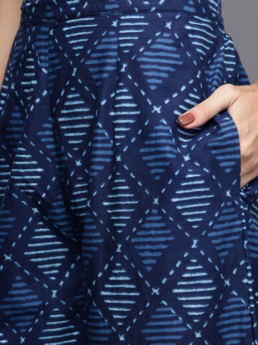 Libas Women Blue Printed Pure Cotton Kurta with Palazzos & Dupatta - back view