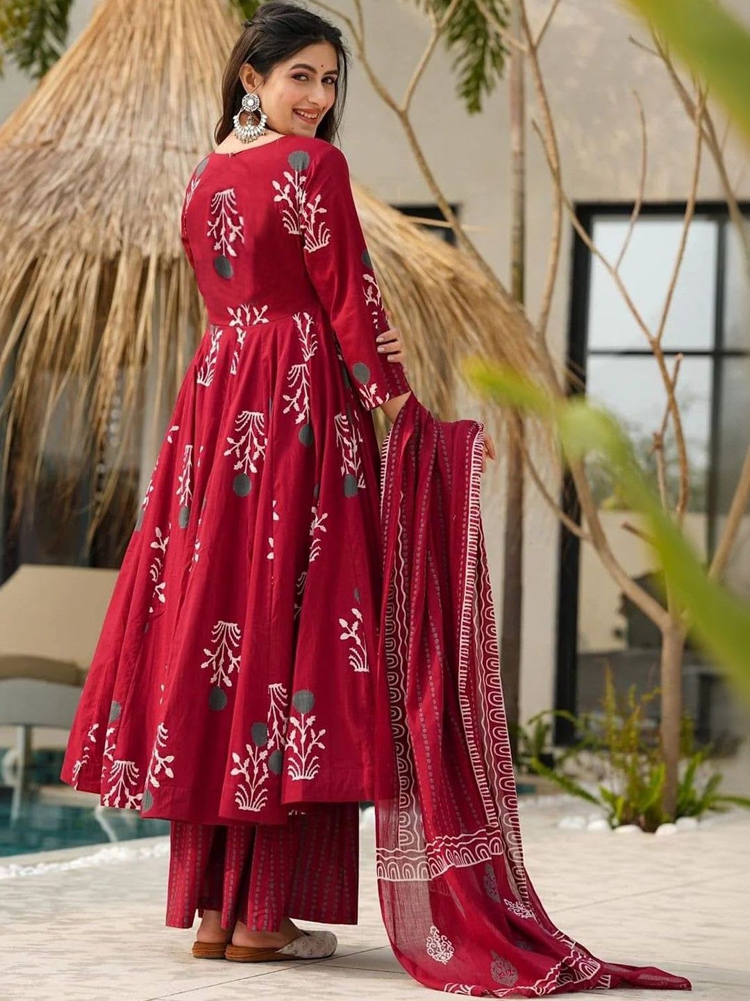 ARADHNA Women Floral Printed Panelled Kurta with Palazzos & With Dupatta - left view