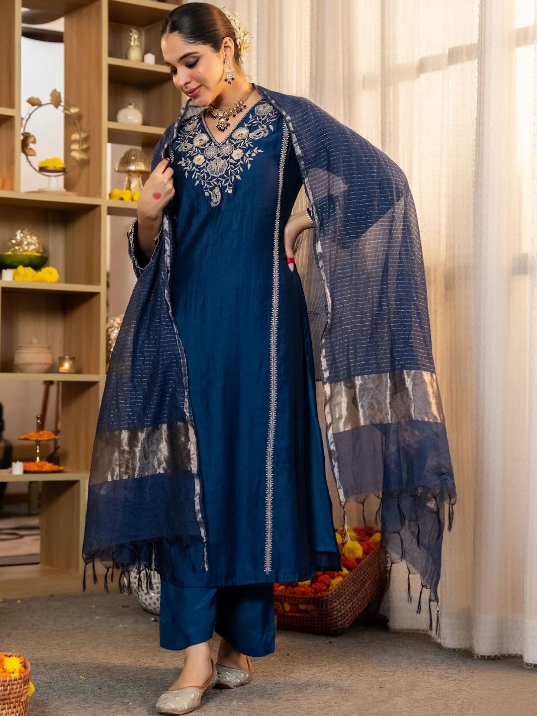 Anouk Rustic Women Ethnic Motifs Embroidered Regular Thread Work Kurta with Trousers & With Dupatta - back view