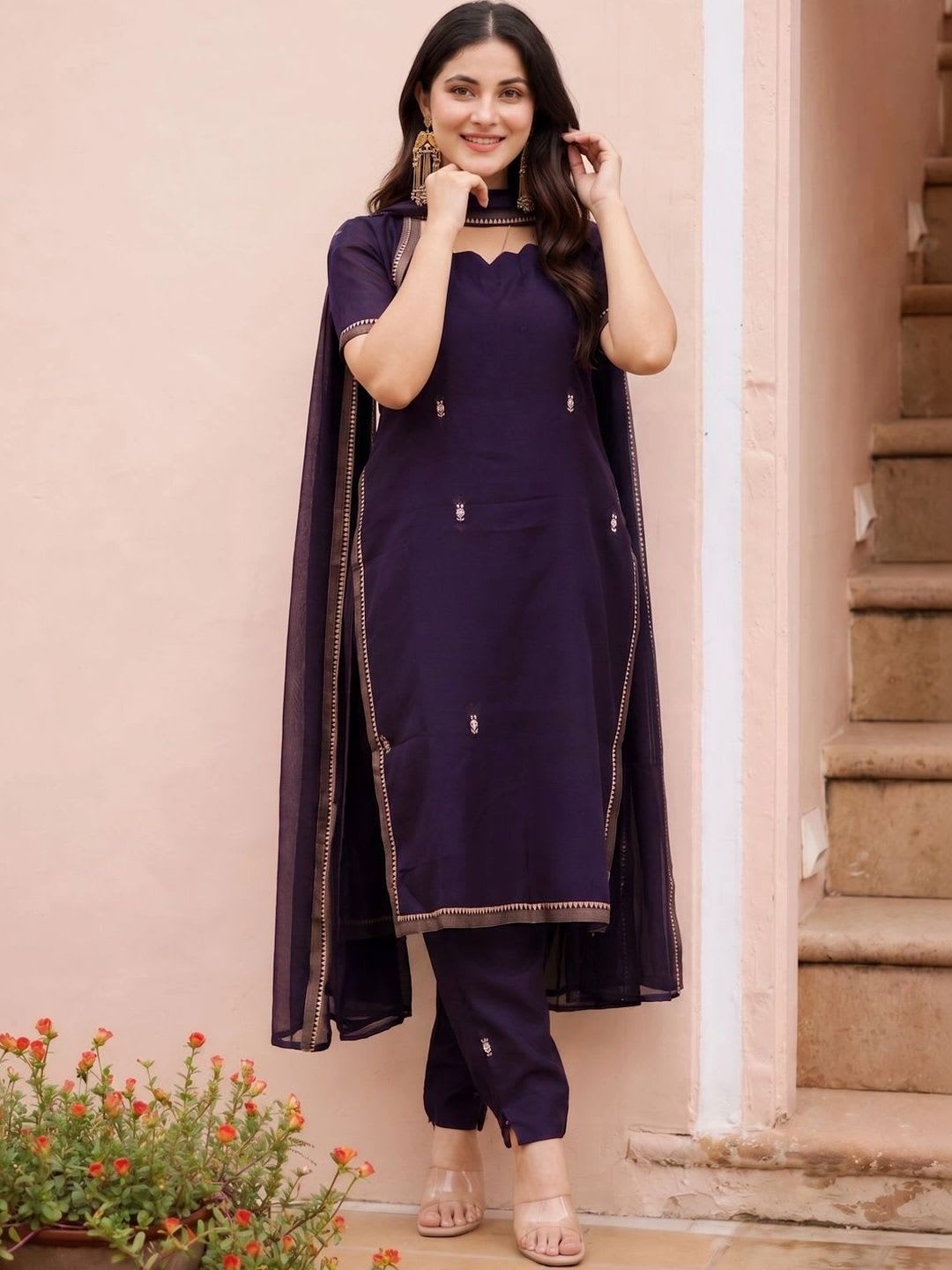 Aaghnya Women Ethnic Motifs Embroidered Regular Thread Work Kurta with Trousers & With Dupatta - left view