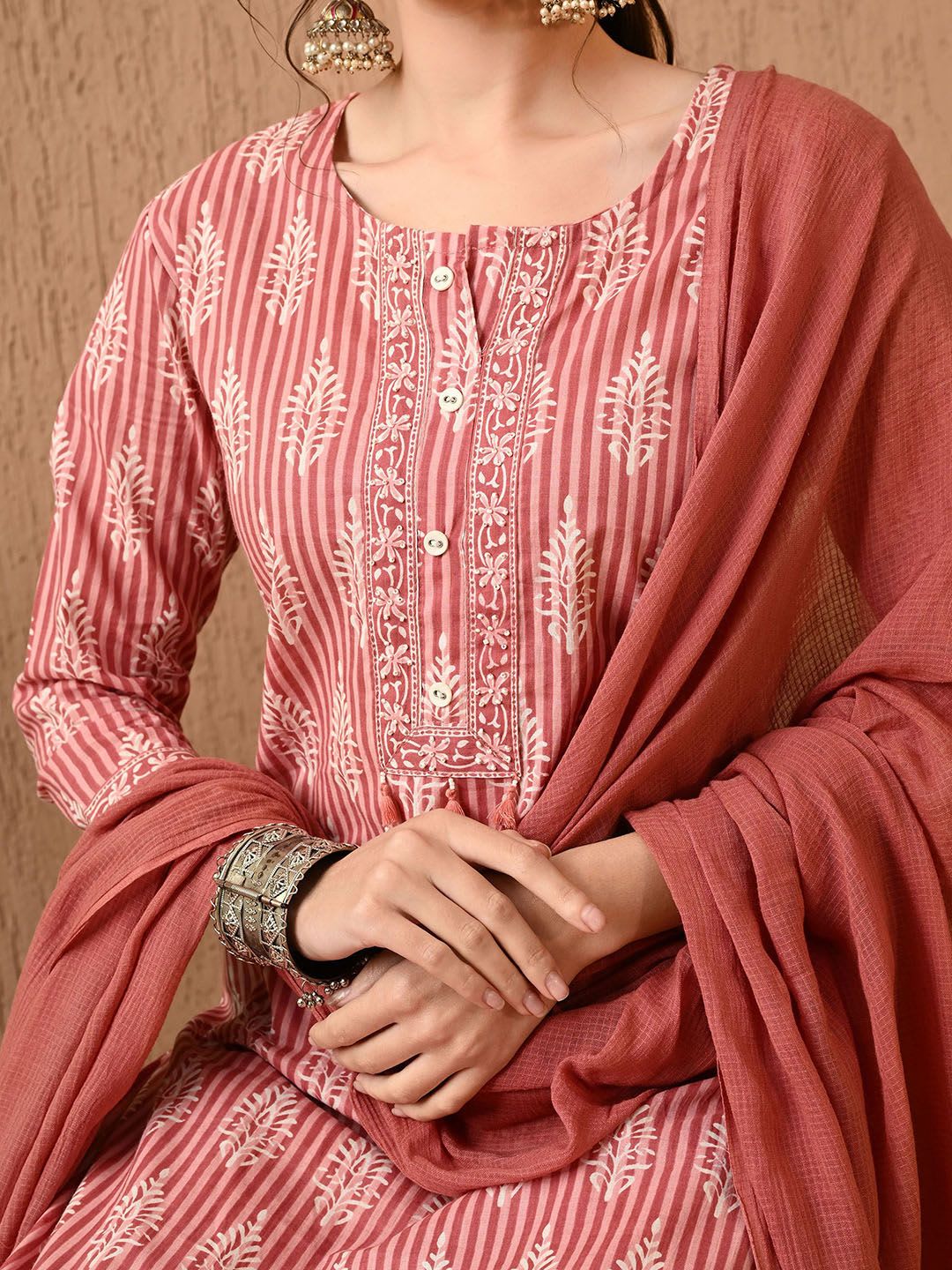 Anouk Women Floral Printed Regular Pure Cotton Kurta with Trousers & With Dupatta - back view