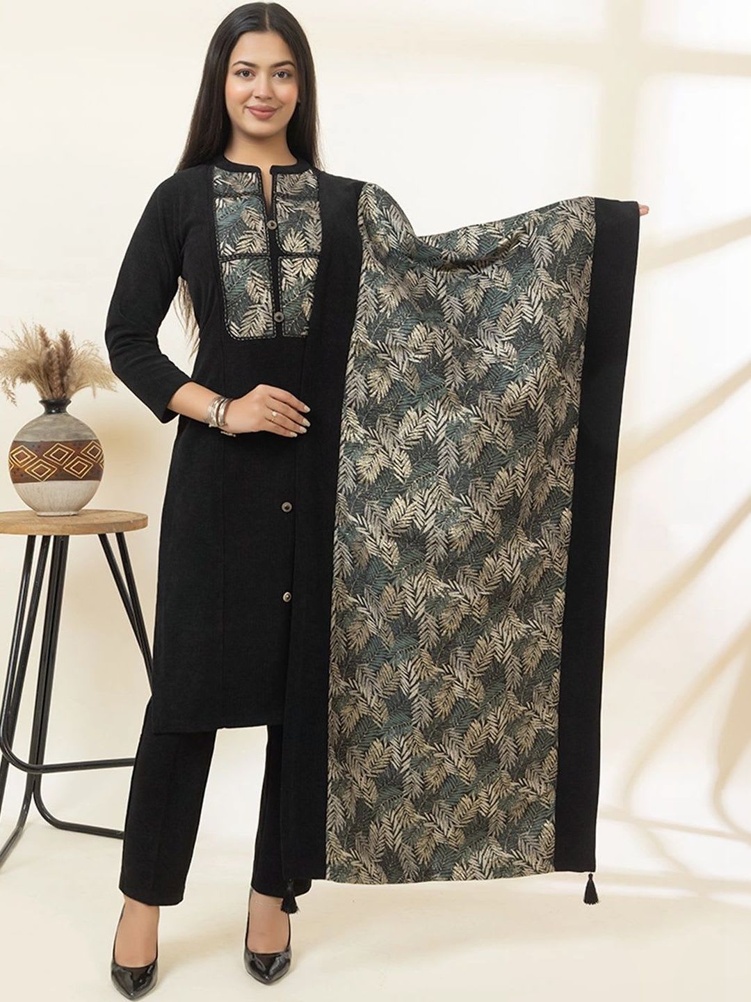 Stencil women Women Ethnic Motifs Embroidered Regular Kurta with Trousers & With Dupatta - default view