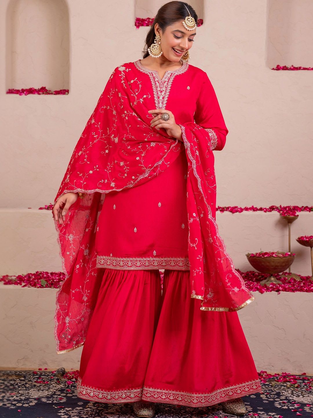 Aramya Women Ethnic Motifs Embroidered Regular Thread Work Kurta with Sharara & With Dupatta - default view