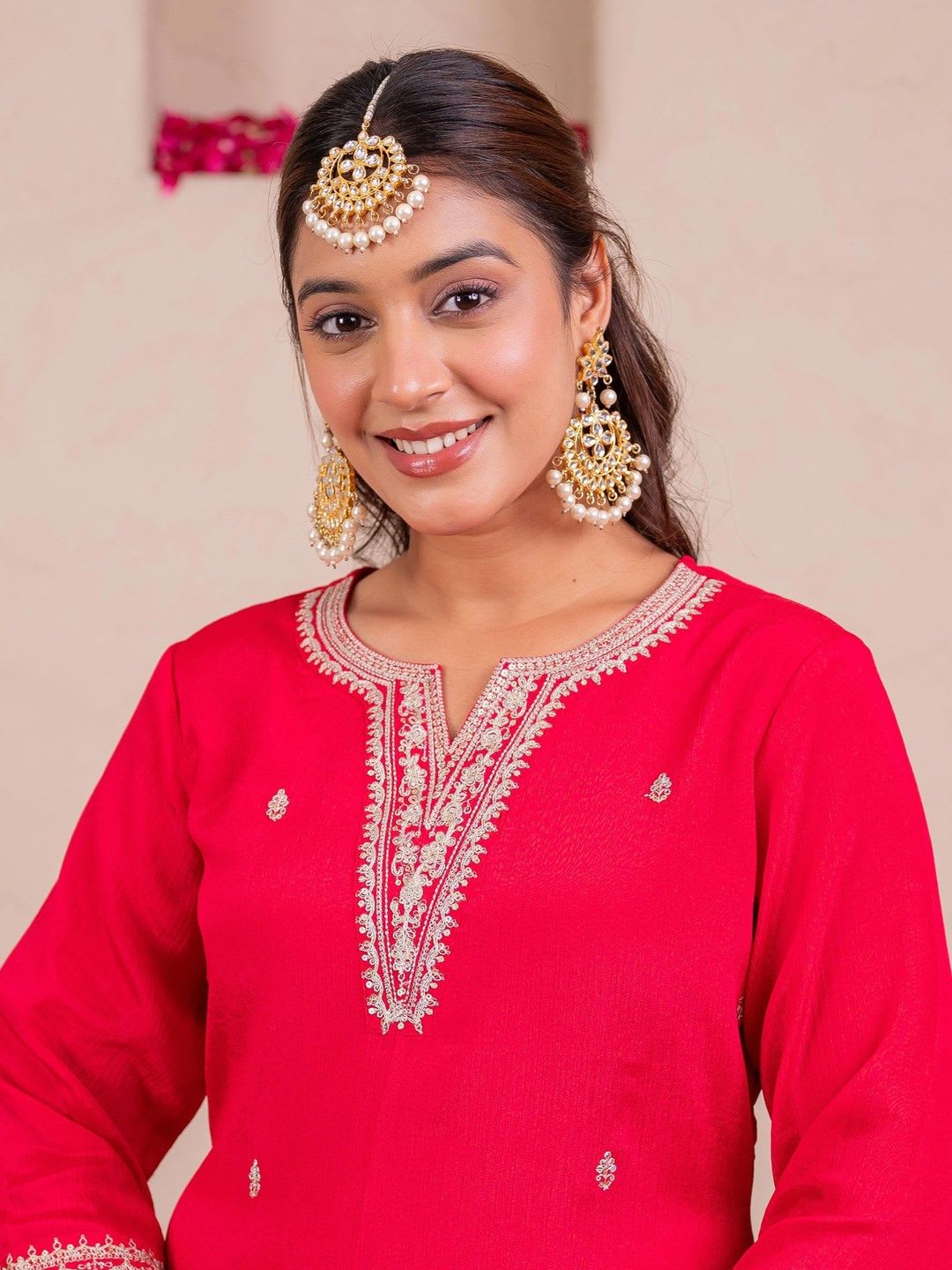 Aramya Women Ethnic Motifs Embroidered Regular Thread Work Kurta with Sharara & With Dupatta - left view