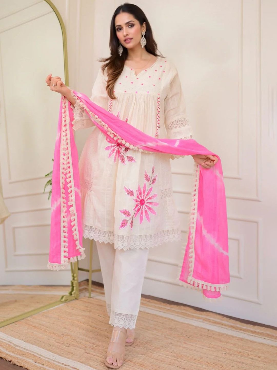 Anouk Women Floral Printed Pure Cotton Kurta with Trousers & Dupatta - back view