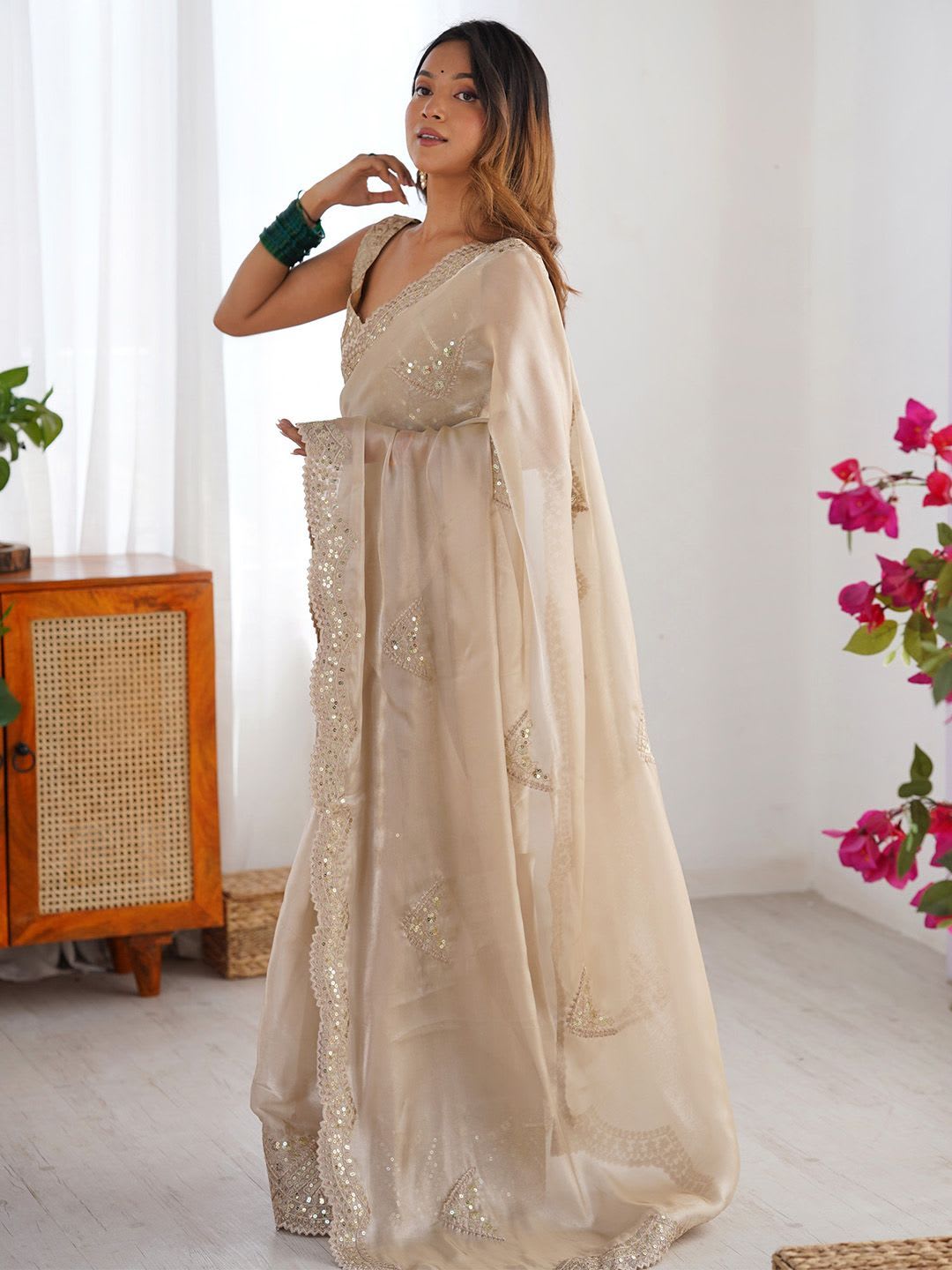 Saree mall Embellished Sequinned Organza Heavy Work Saree - back view