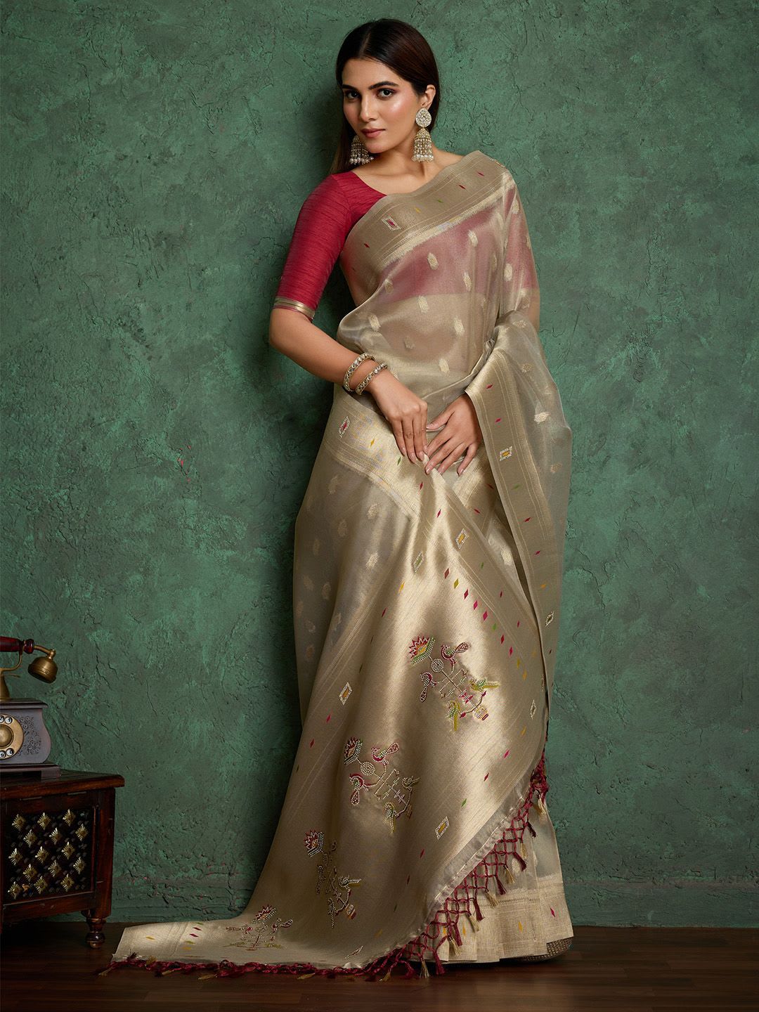 Sangria Woven Design Paithani Saree WithBlousePiece - default view