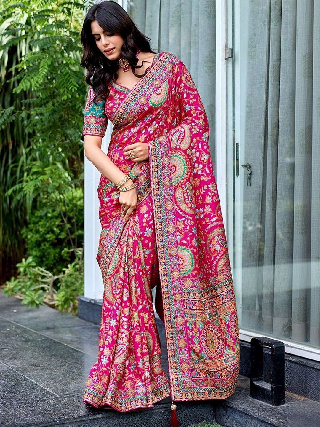SP SAREES Embroidered Art Silk Banarasi Saree - left view