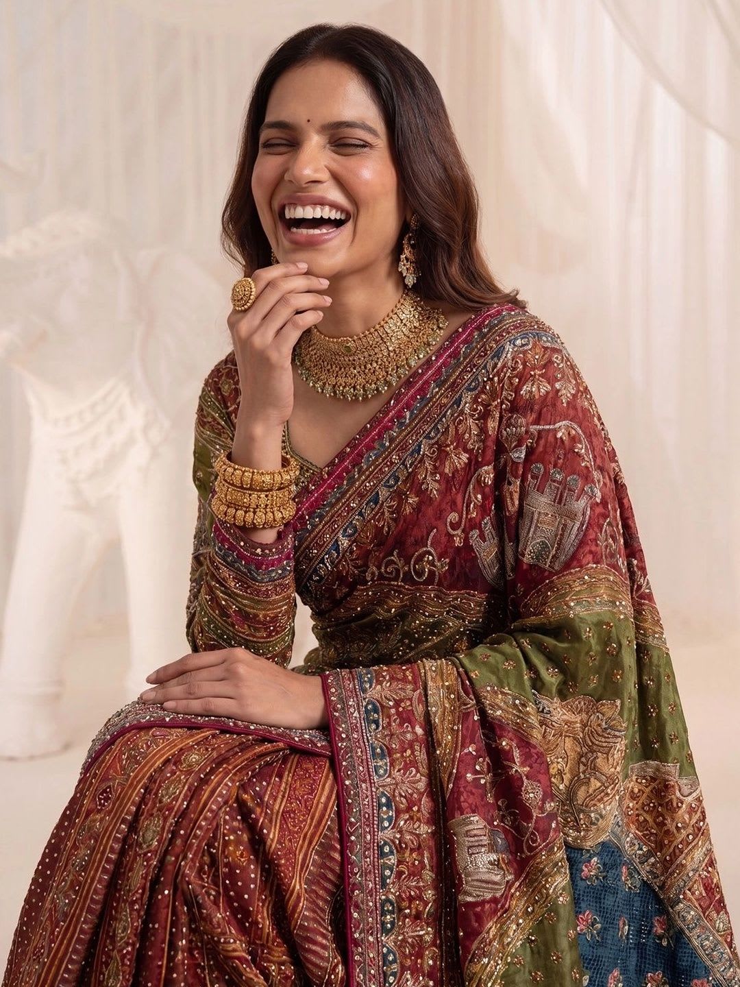 THE THIRD LABEL Embroidered Saree - right view