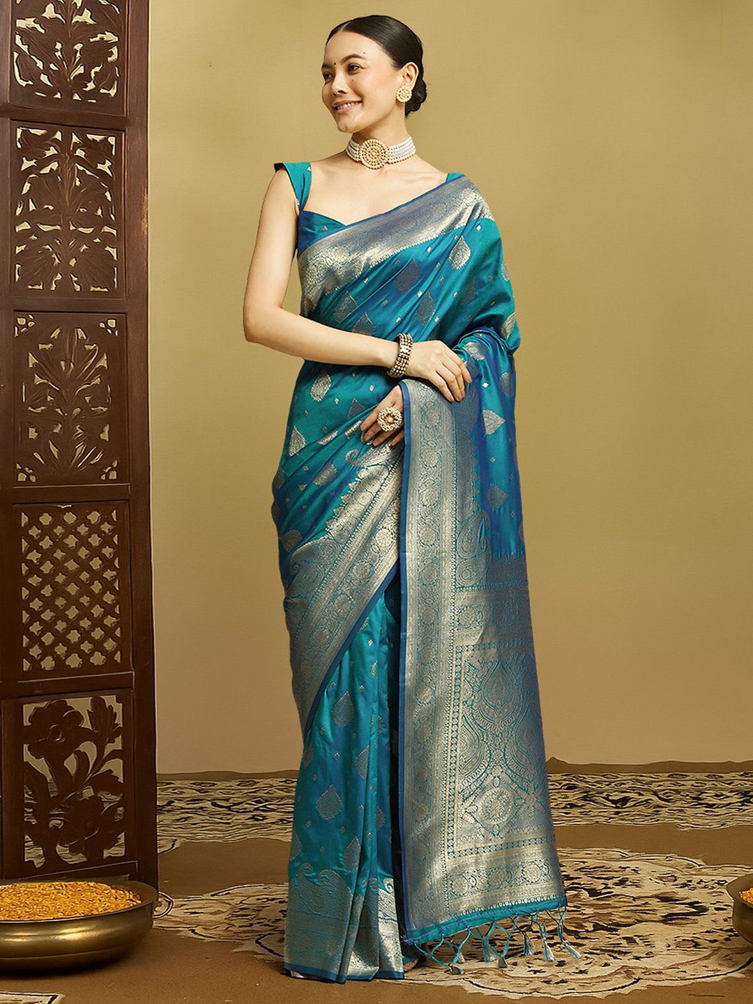 House of Pataudi Woven Design Kanjeevaram - right view