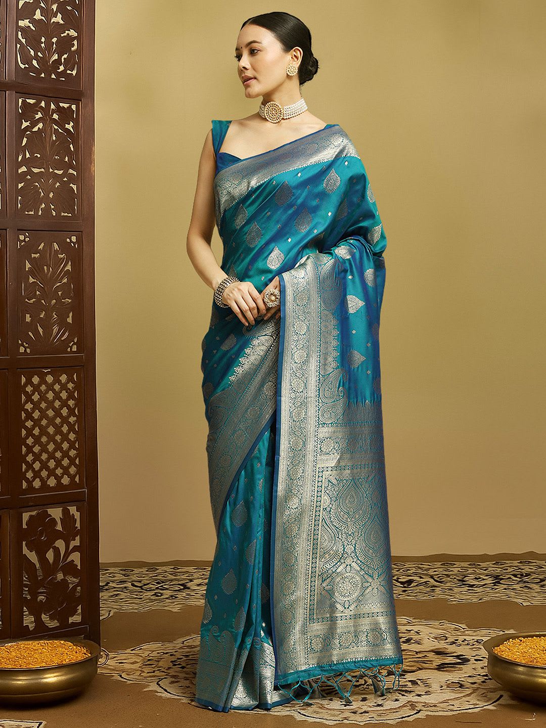 House of Pataudi Woven Design Kanjeevaram - back view
