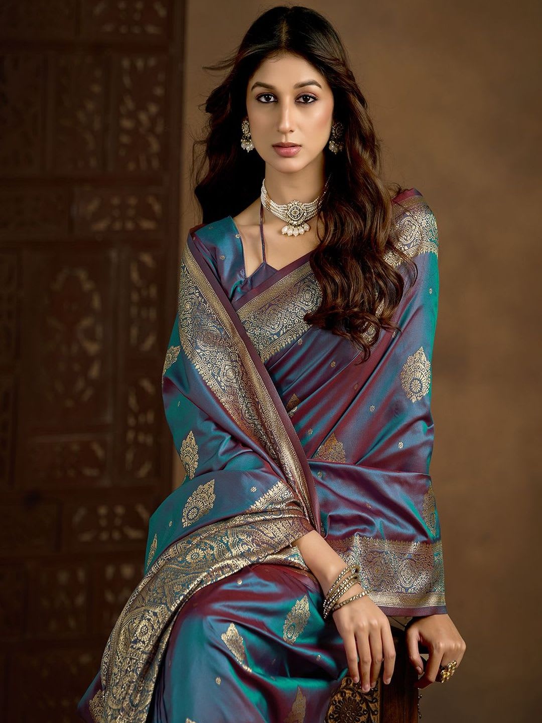 Ethnic Junction Ethnic Motifs Zari Silk Blend Heavy Work Banarasi Saree - back view