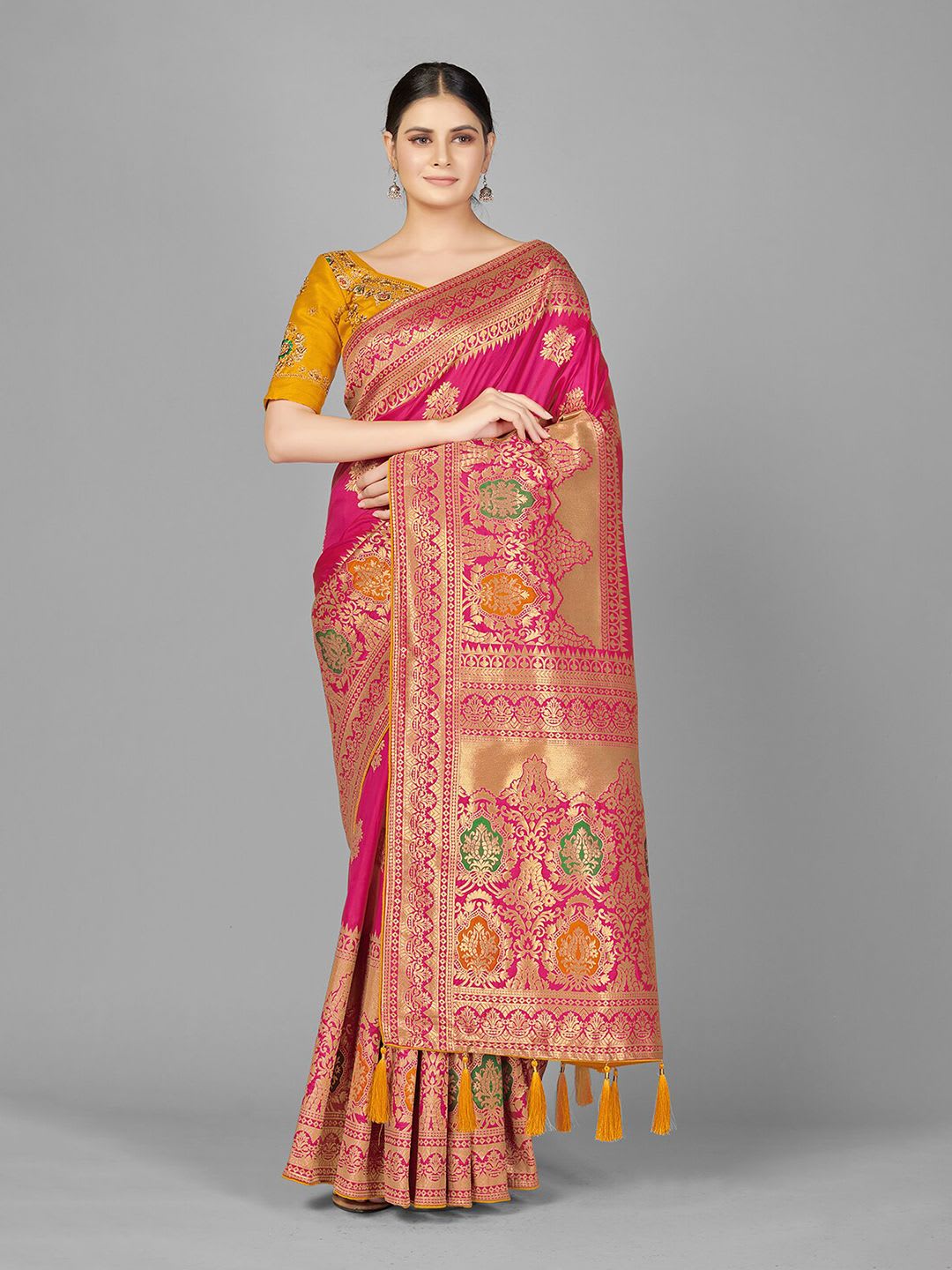 MONJOLIKA FASHION Magenta & Green Woven Design Zari Silk Blend Banarasi Saree - default view