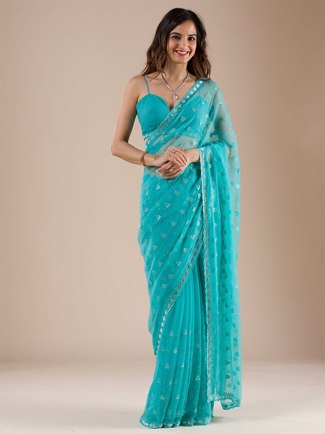 Koskii Women Threadwork Sea Green Chiffon Saree With Unstitched Blouse - default view