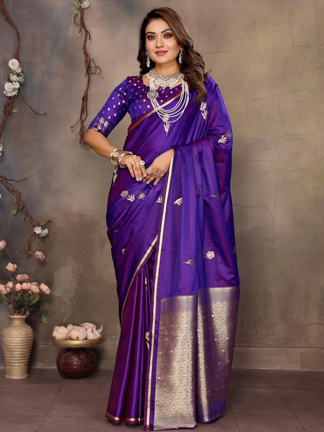 Mitera Ethnic Motifs Zari Silk Blend Banarasi Saree - default view
